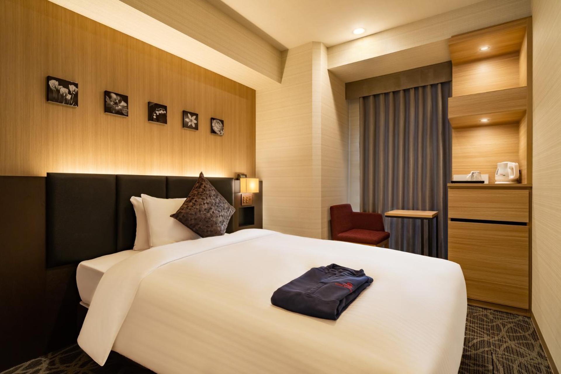 Hotel Shuranza Makuhari Bay Чиба Екстериор снимка