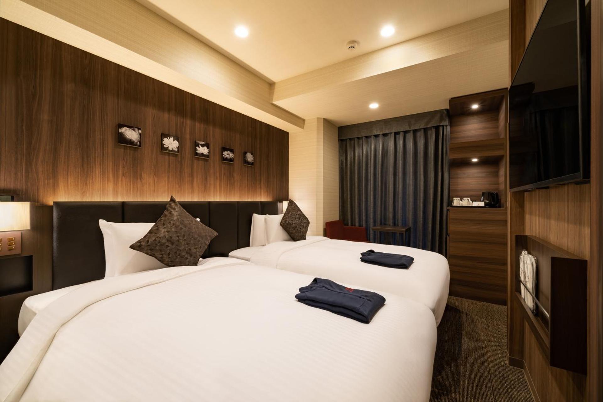Hotel Shuranza Makuhari Bay Чиба Екстериор снимка