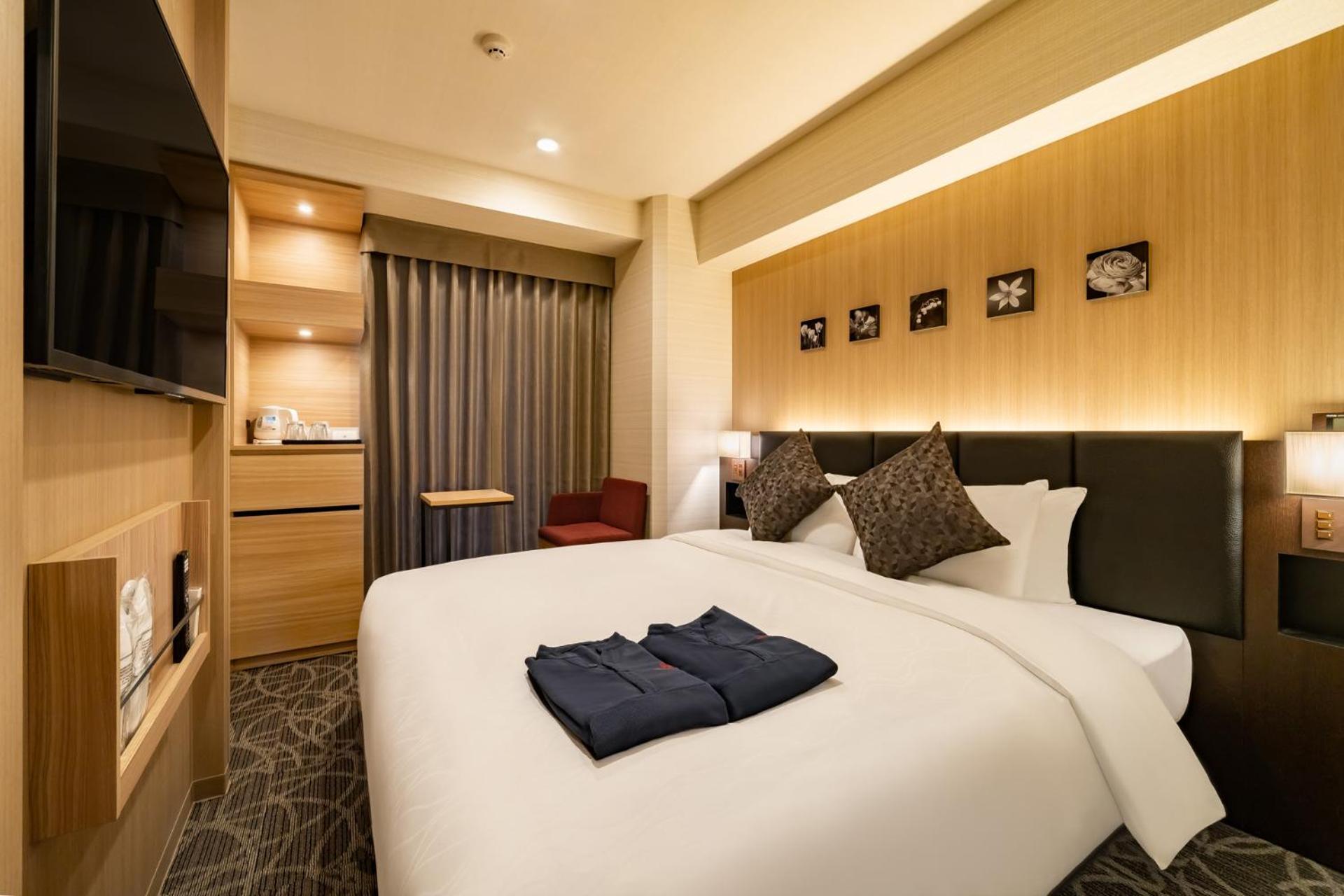 Hotel Shuranza Makuhari Bay Чиба Екстериор снимка