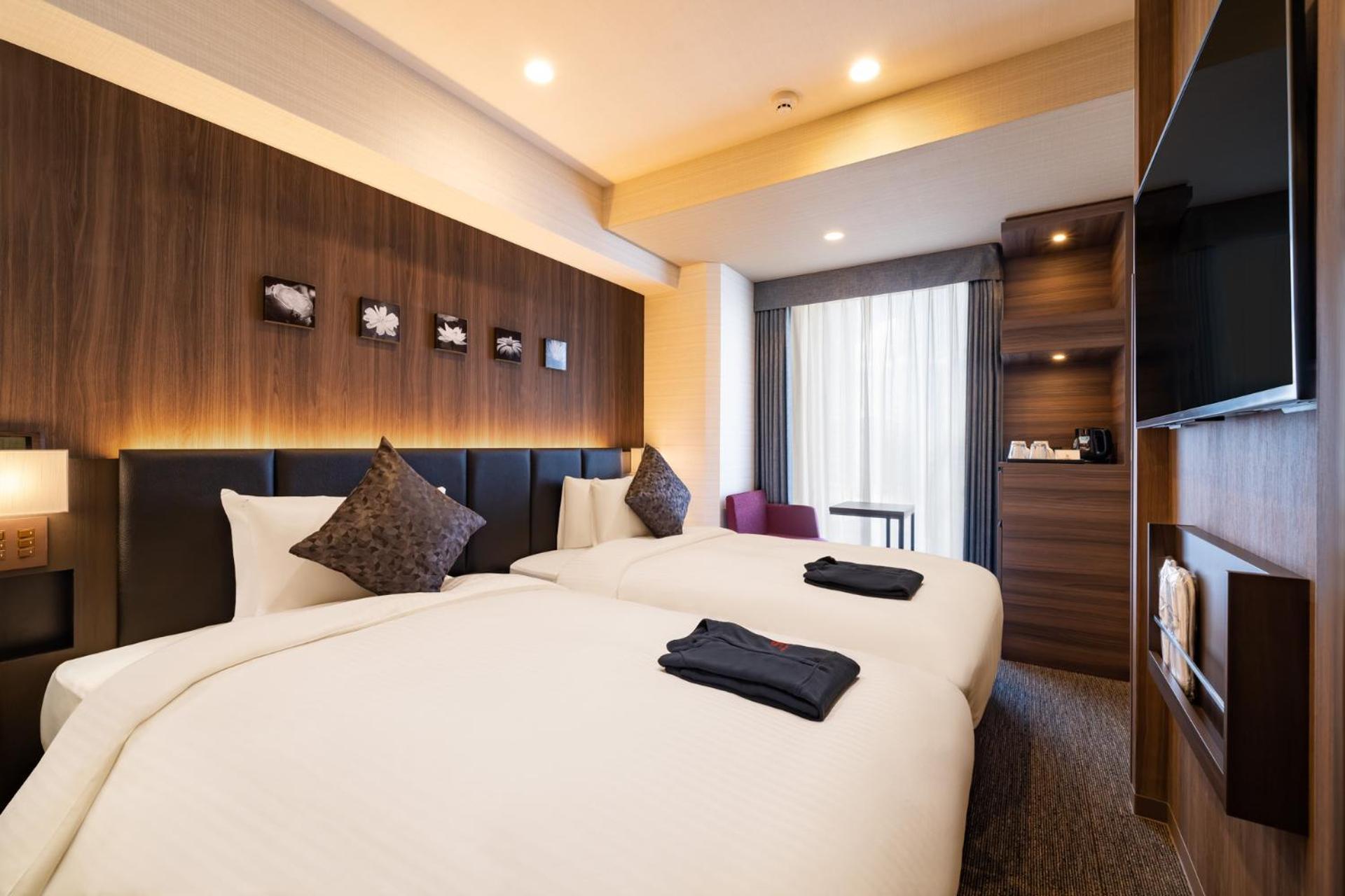 Hotel Shuranza Makuhari Bay Чиба Екстериор снимка